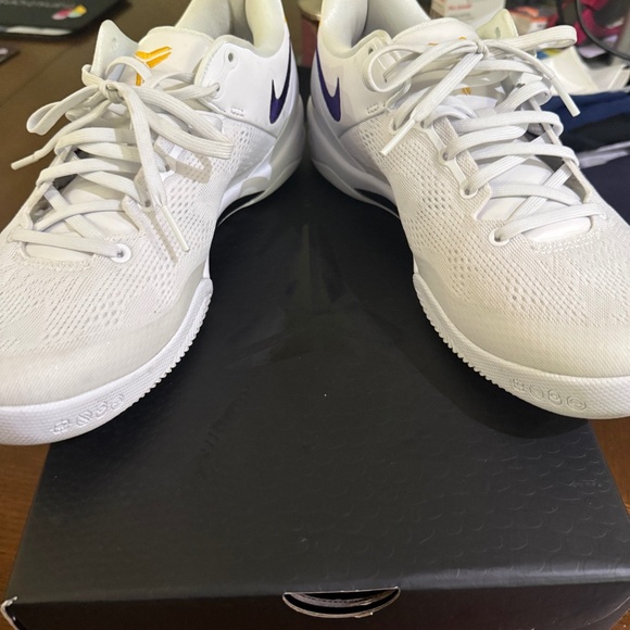 Kobe 8 Protro Lakers - Picture 1 of 5